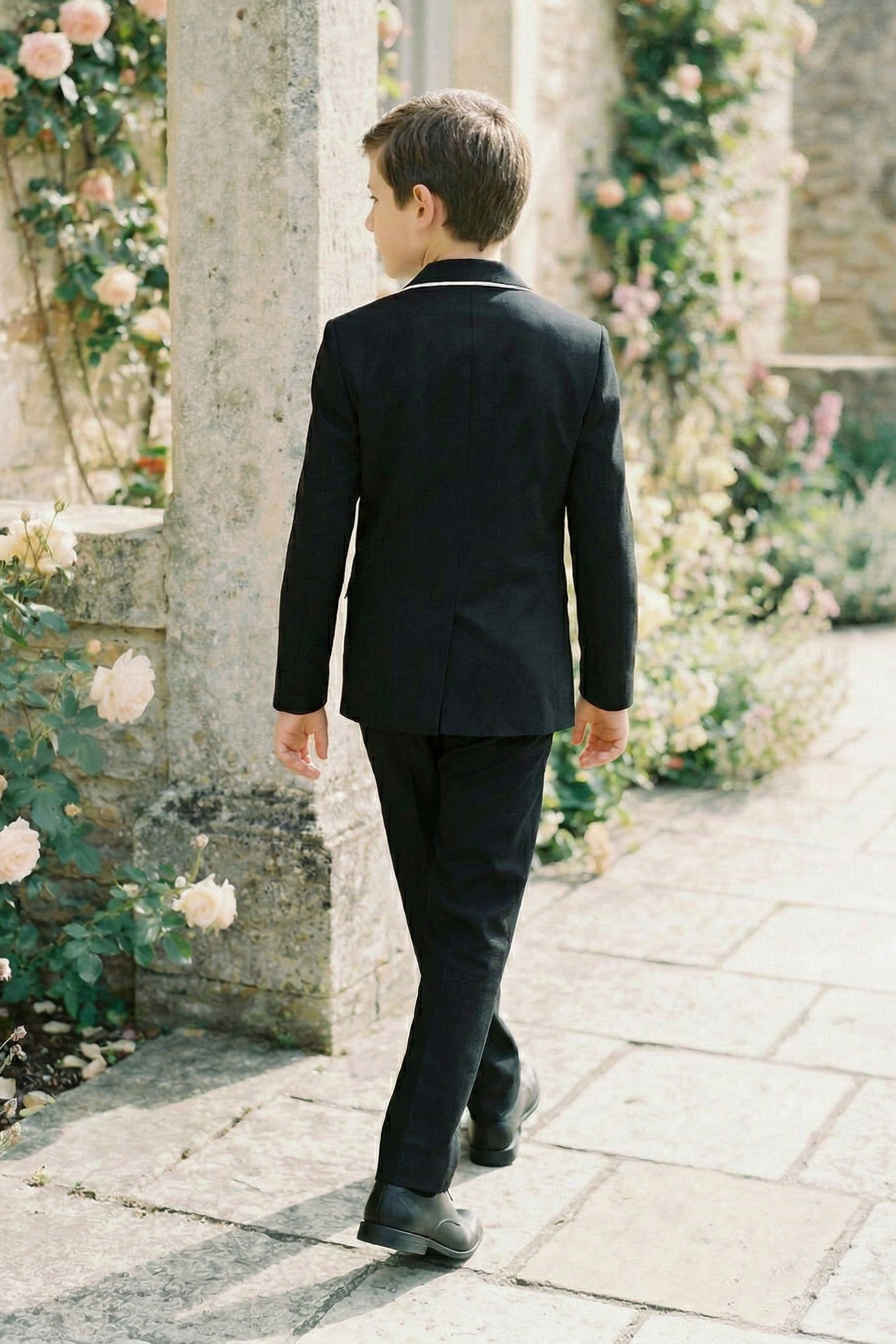 Black Contrasting Notched Lapel Single-Breasted Suit Jacket