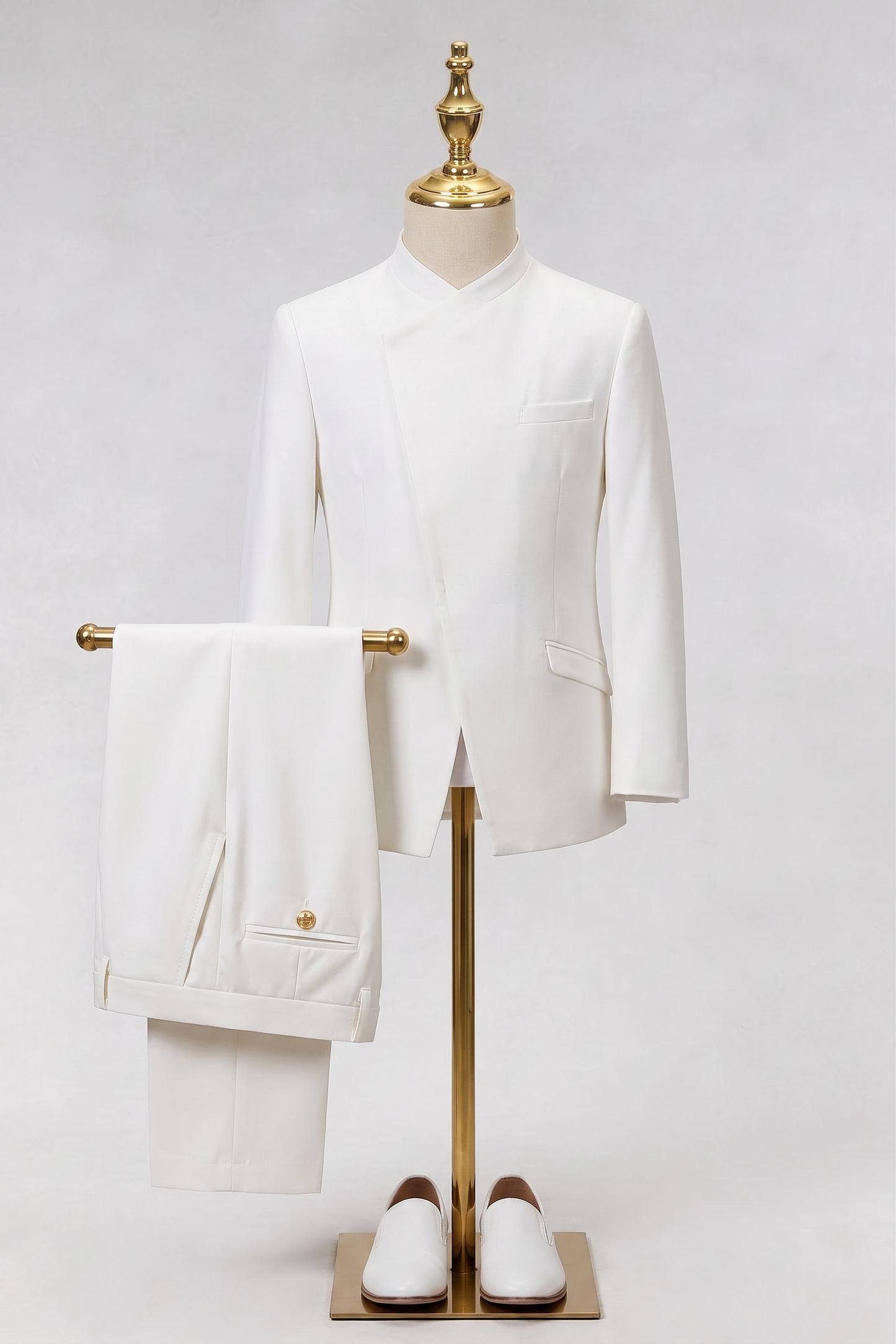 White Crew Neck Serge Concealed Buttons 2-Piece Suit