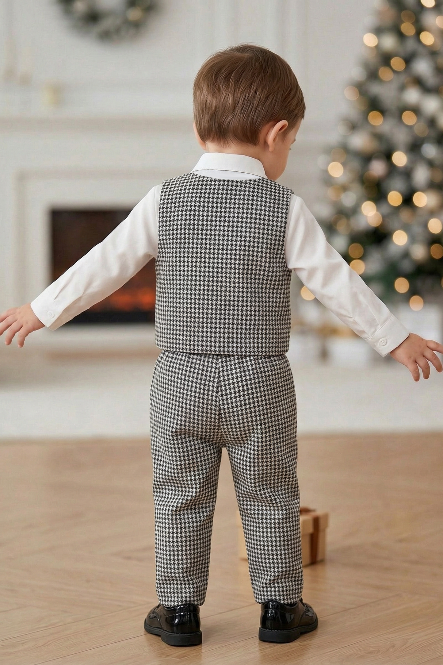 Black White Thousand Bird Grid 2-Piece Set