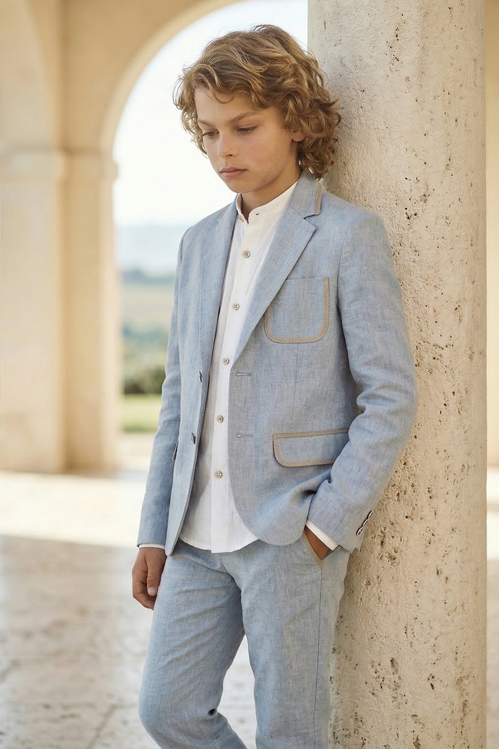 Light Blue Trimmed Single-Breasted 2-Piece Suit
