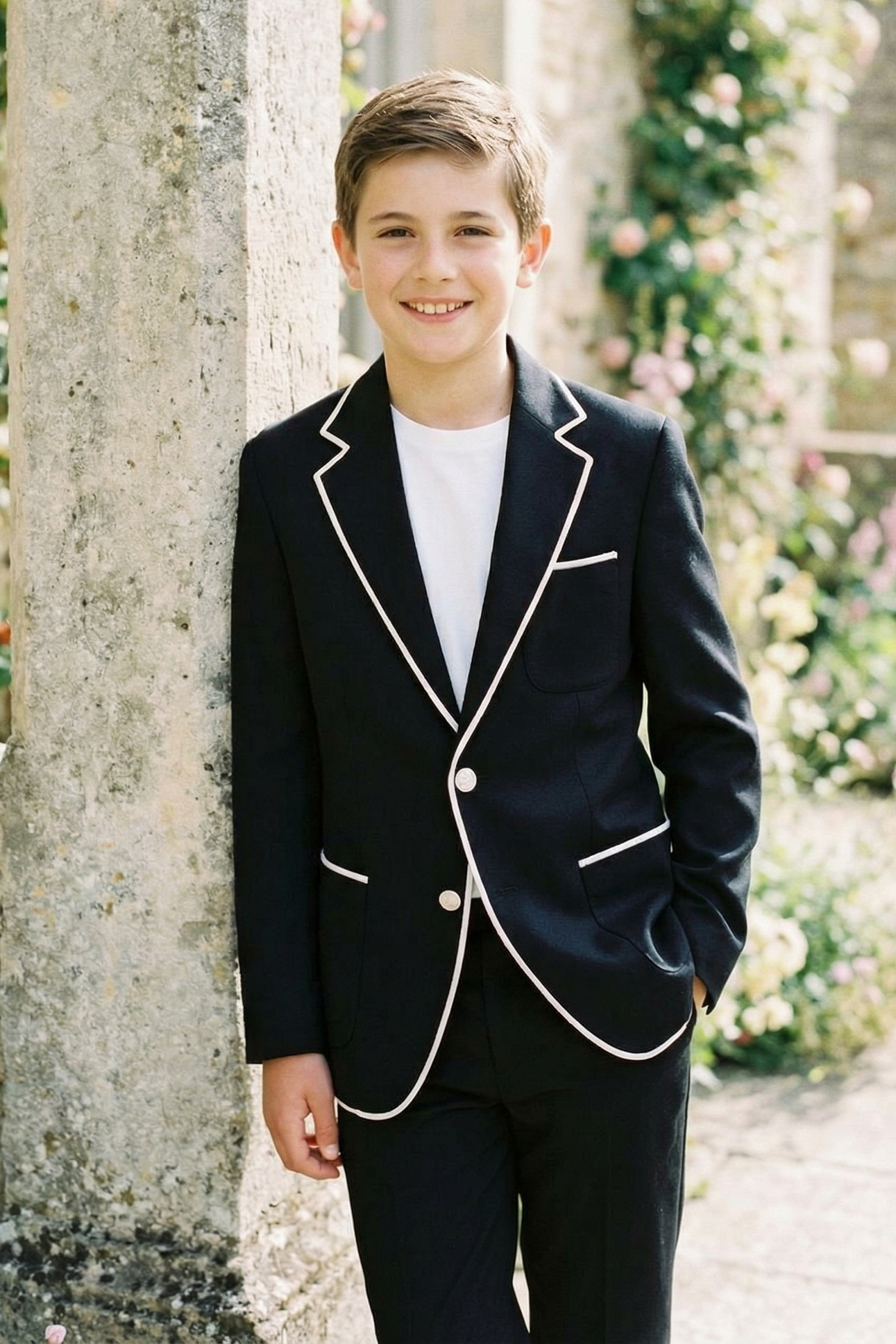 Black Contrasting Notched Lapel Single-Breasted Suit Jacket
