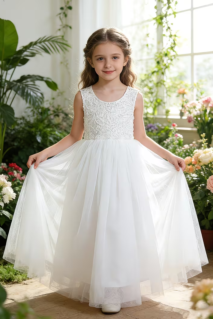 White Chiffon Lace Mesh Round Neck Fitted Dress