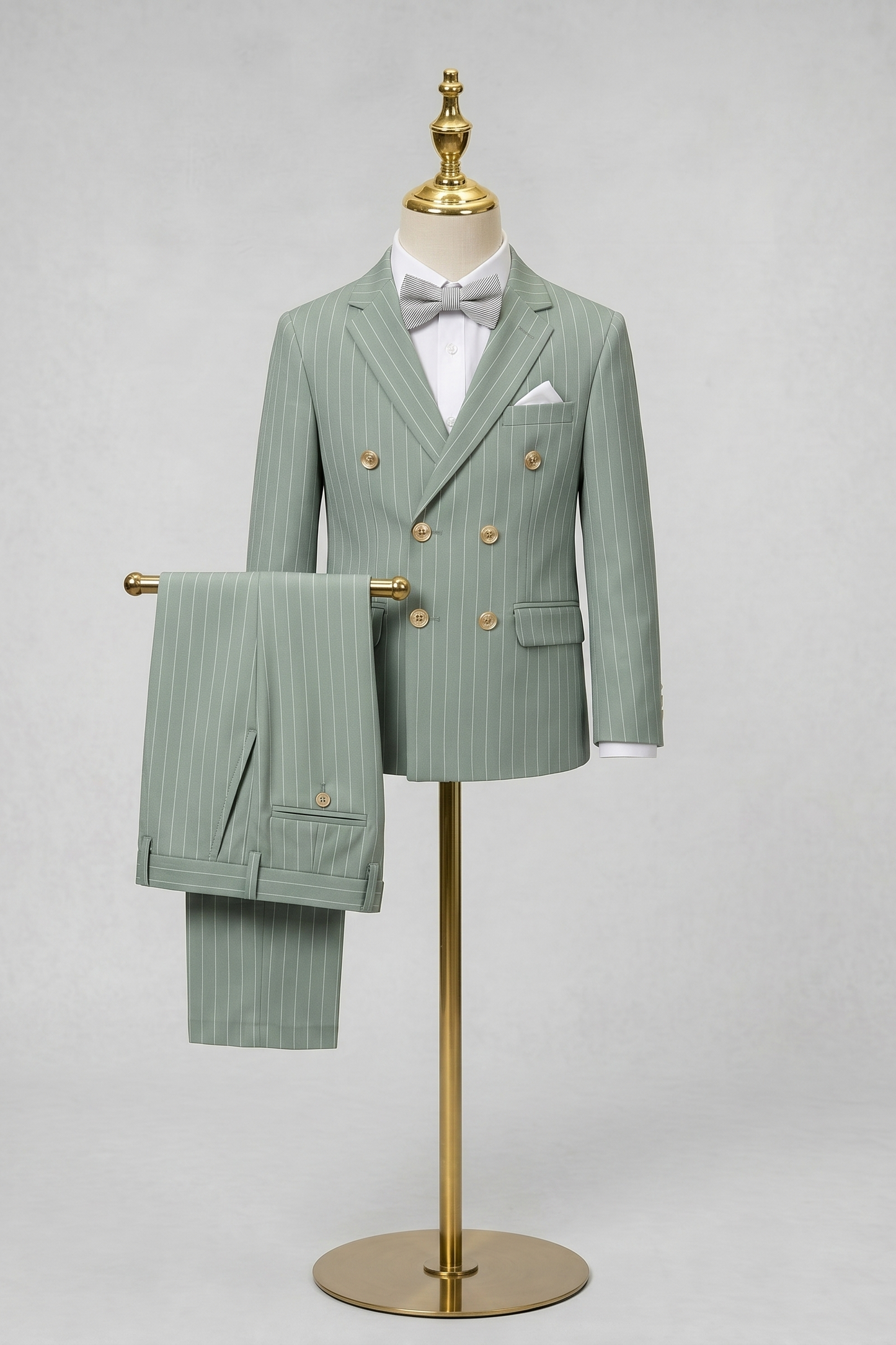 Light Green Fine-Striped Double-Breasted 2-Piece Suit¡ªIdeal for Weddings