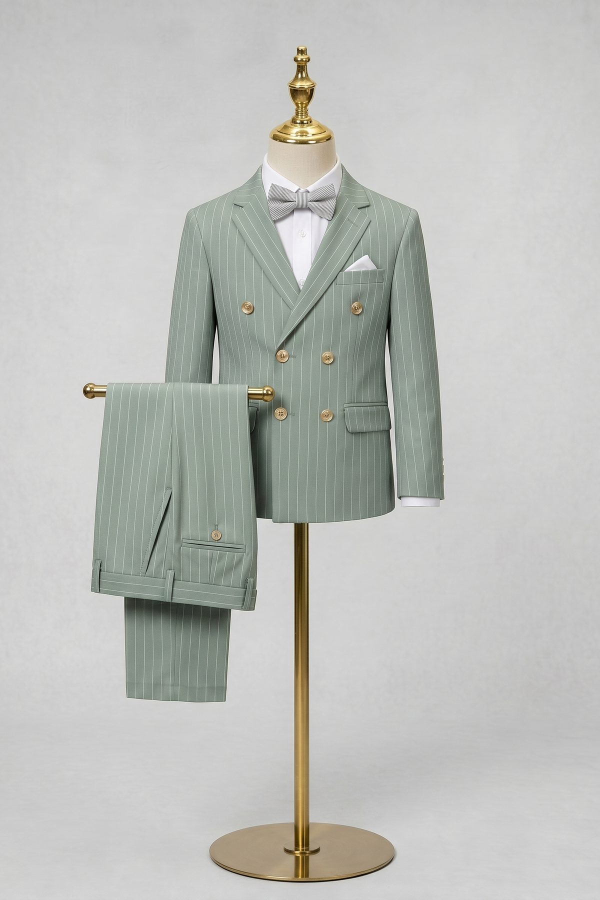 Light Green Fine-Striped Double-Breasted 2-Piece Suit¡ªIdeal for Weddings