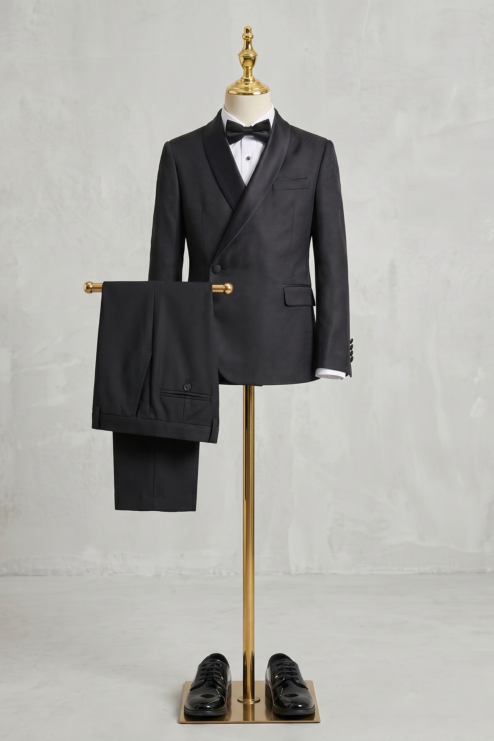 Black Satin Single-Breasted 2-Piece Suit