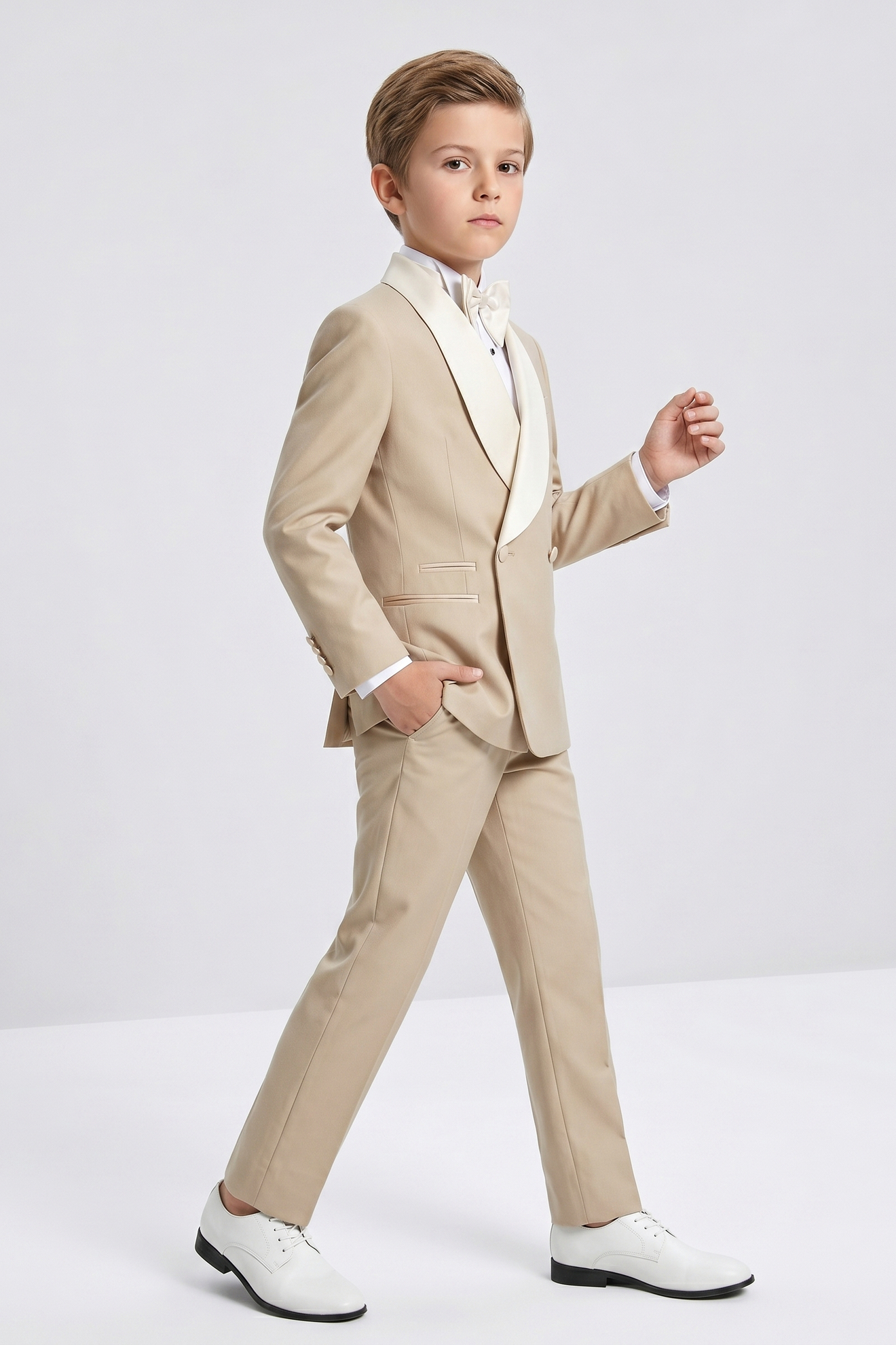Light Khaki and White Double-Breasted 2-Piece Suit