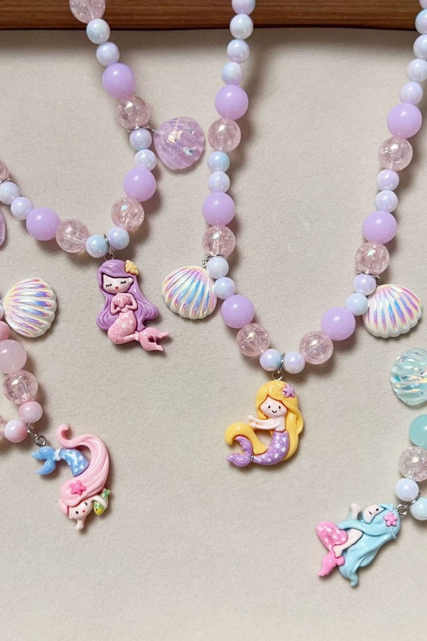 Cute and Elastic Resin Acrylic Mermaid Necklace for Girls