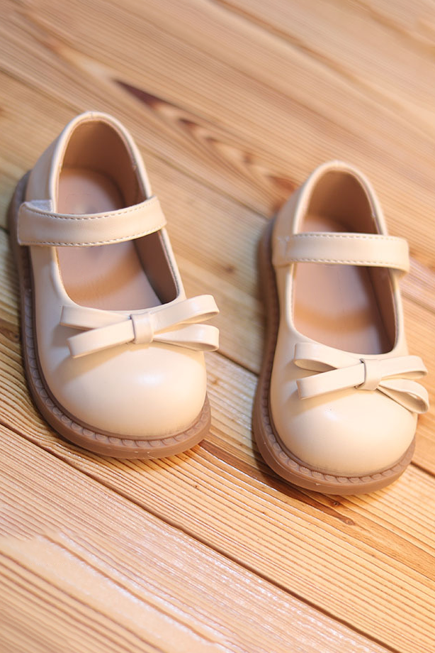 Ivory PU Leather Bow Mary Jane Academy Style Shoes
