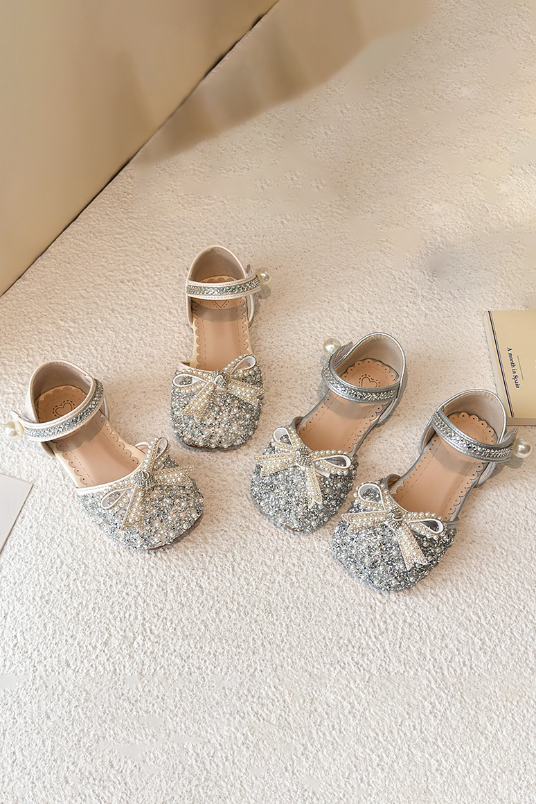 Silver Glitter Rhinestone Pearl Bow Closed Toe Flat Princess Sandals With Pearl Tassel Ankle Strap