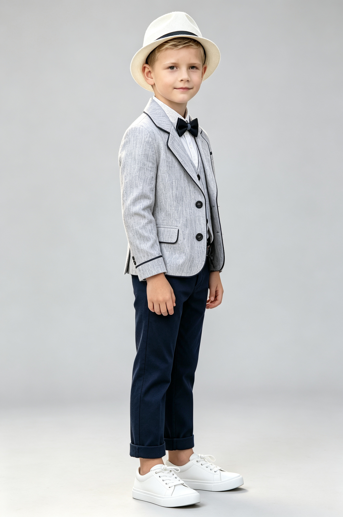 Light Grey & Navy Blue Piping Single‑Breasted Formal 3‑Piece Suit Set